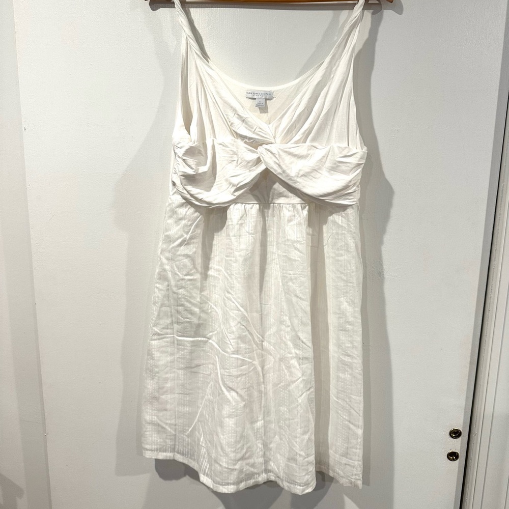 New York & Company White Chemise with Bow Detail